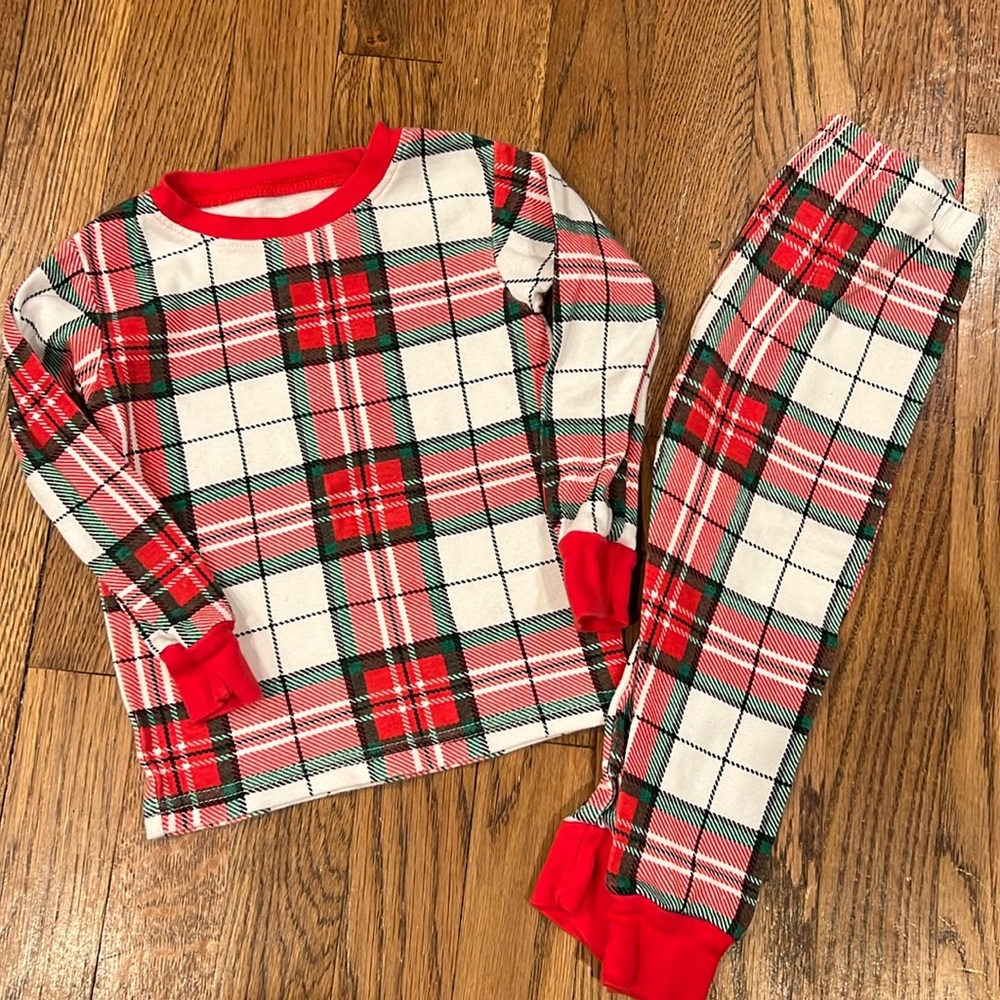 Carters Christmas pajamas, size 24m